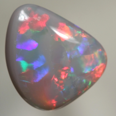 SOLID SEMI BLACK OPAL Bright reds contrasted by green and blue